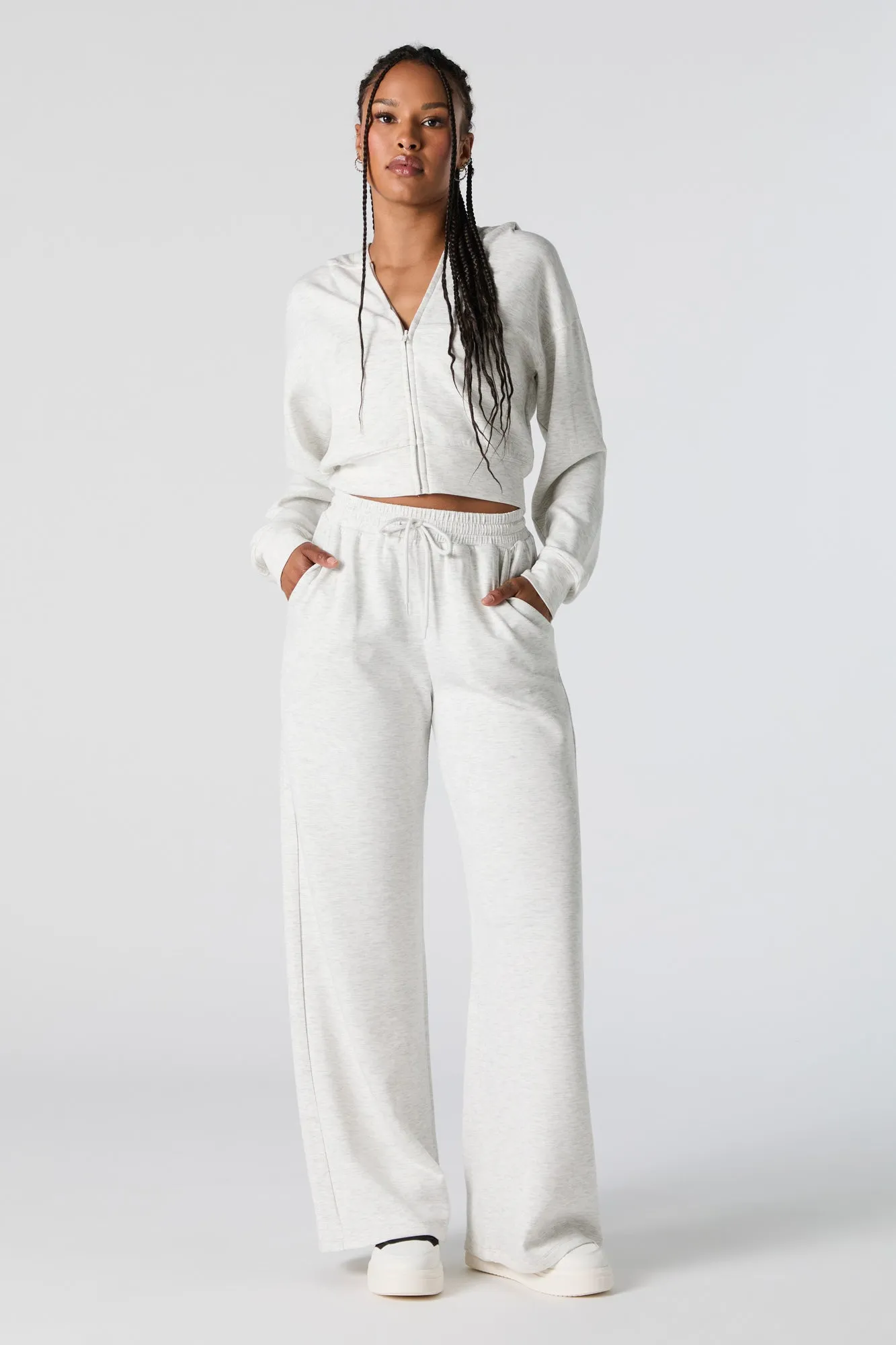 Active Wide Leg Fleece Sweatpant