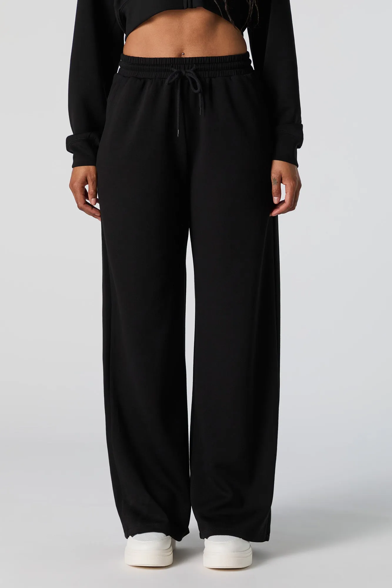 Active Wide Leg Fleece Sweatpant