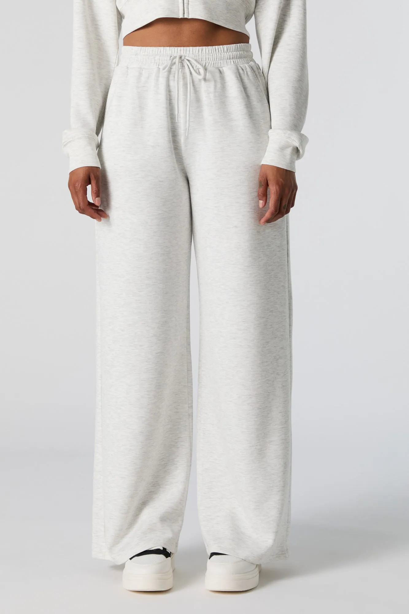 Active Wide Leg Fleece Sweatpant