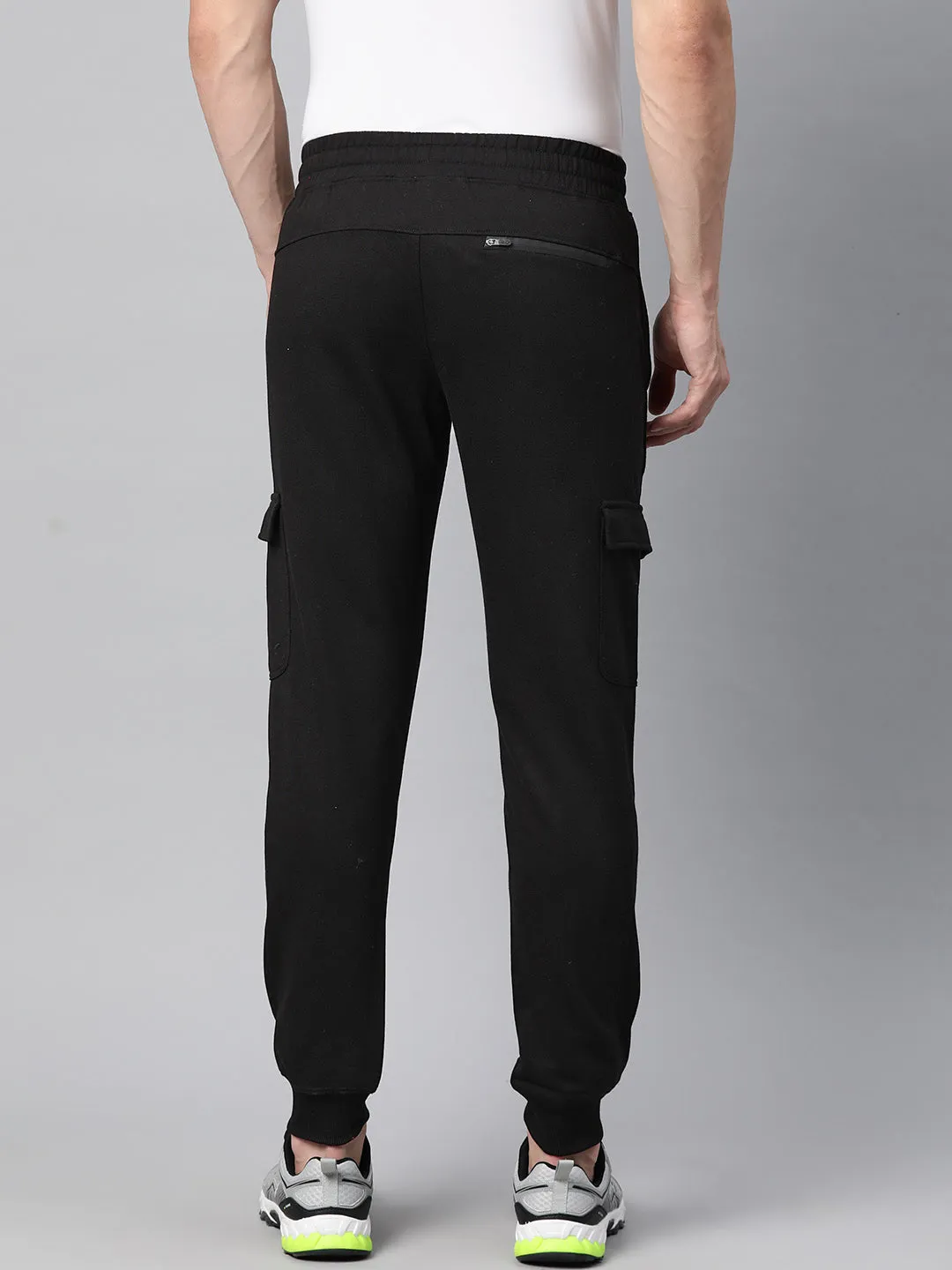 Alcis Men Mid-rise Solid Joggers Track Pants