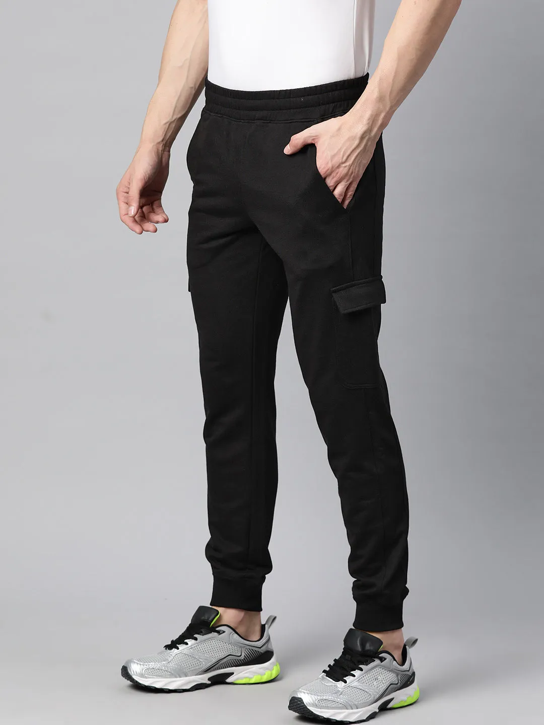 Alcis Men Mid-rise Solid Joggers Track Pants