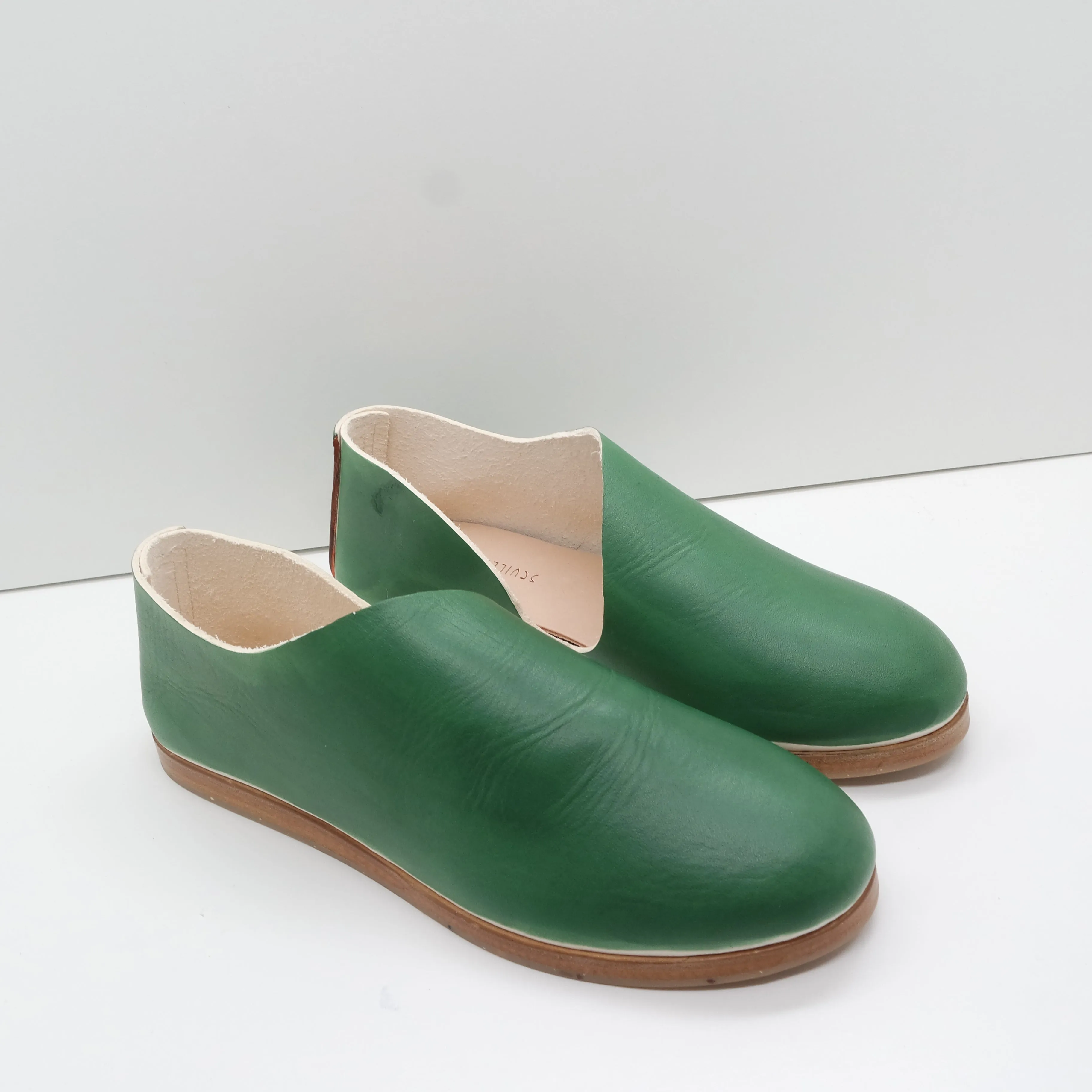 BBF24 SALE. SIZE 37. THE KEIKO. BUKO LEAF