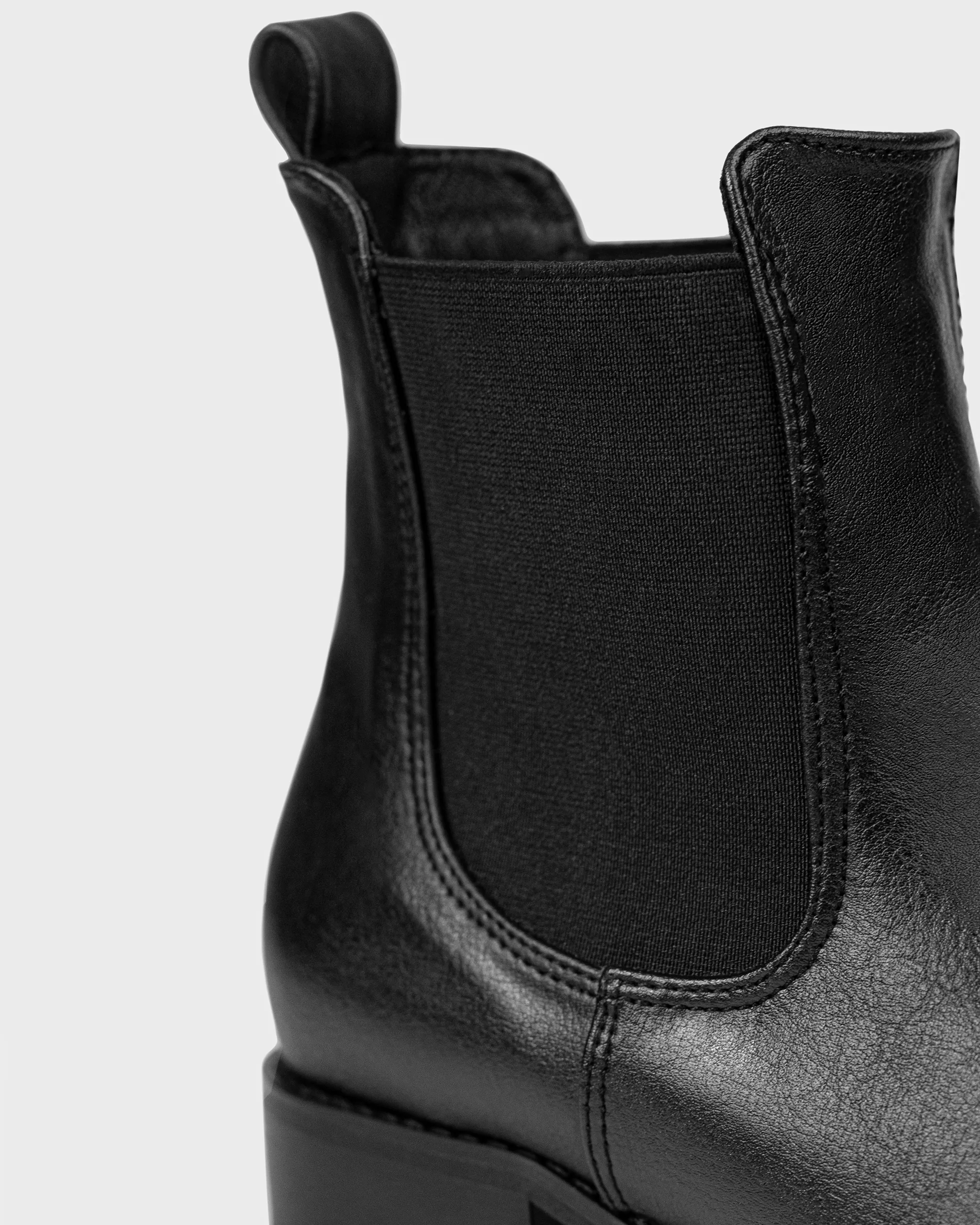 Chelsea Grape Leather Vegan Boots | Black