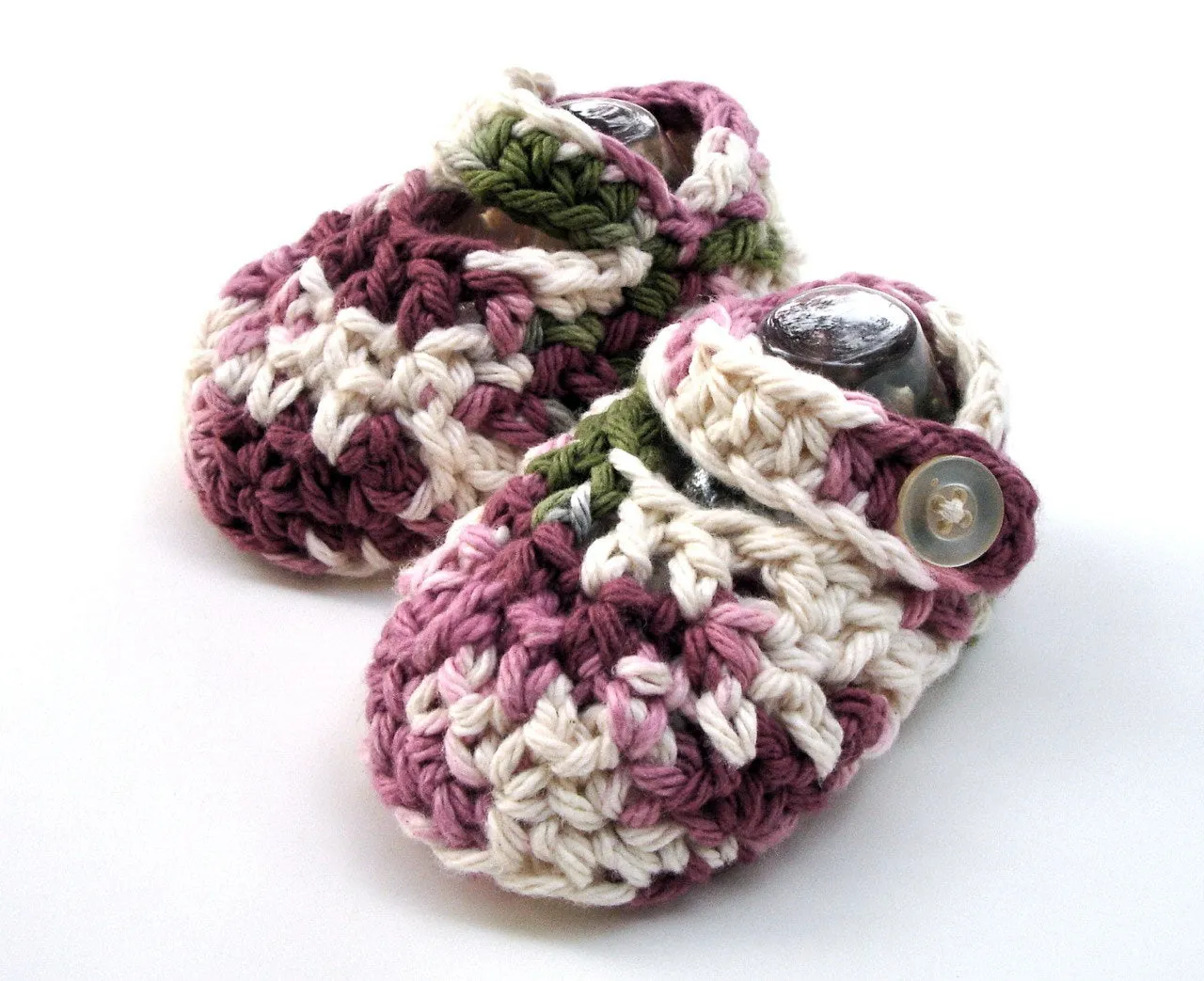 Crochet Pattern for Petite Mary Jane Slippers Baby Booties | Crochet Baby Shoes Pattern | Baby Booties Crocheting Pattern | DIY Written Crochet Instructions