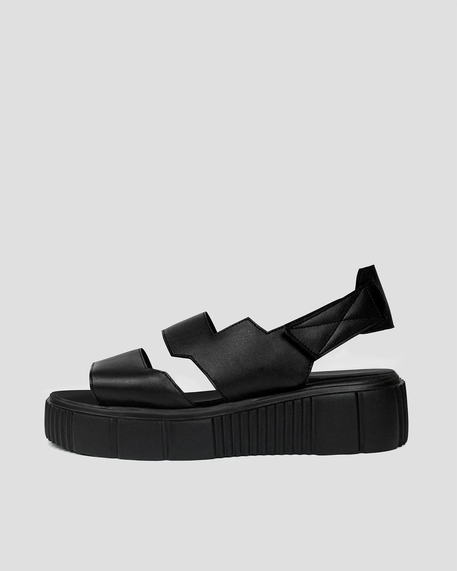 Edgy Vegan Cactus leather Desserto® Platform Sandals | Black