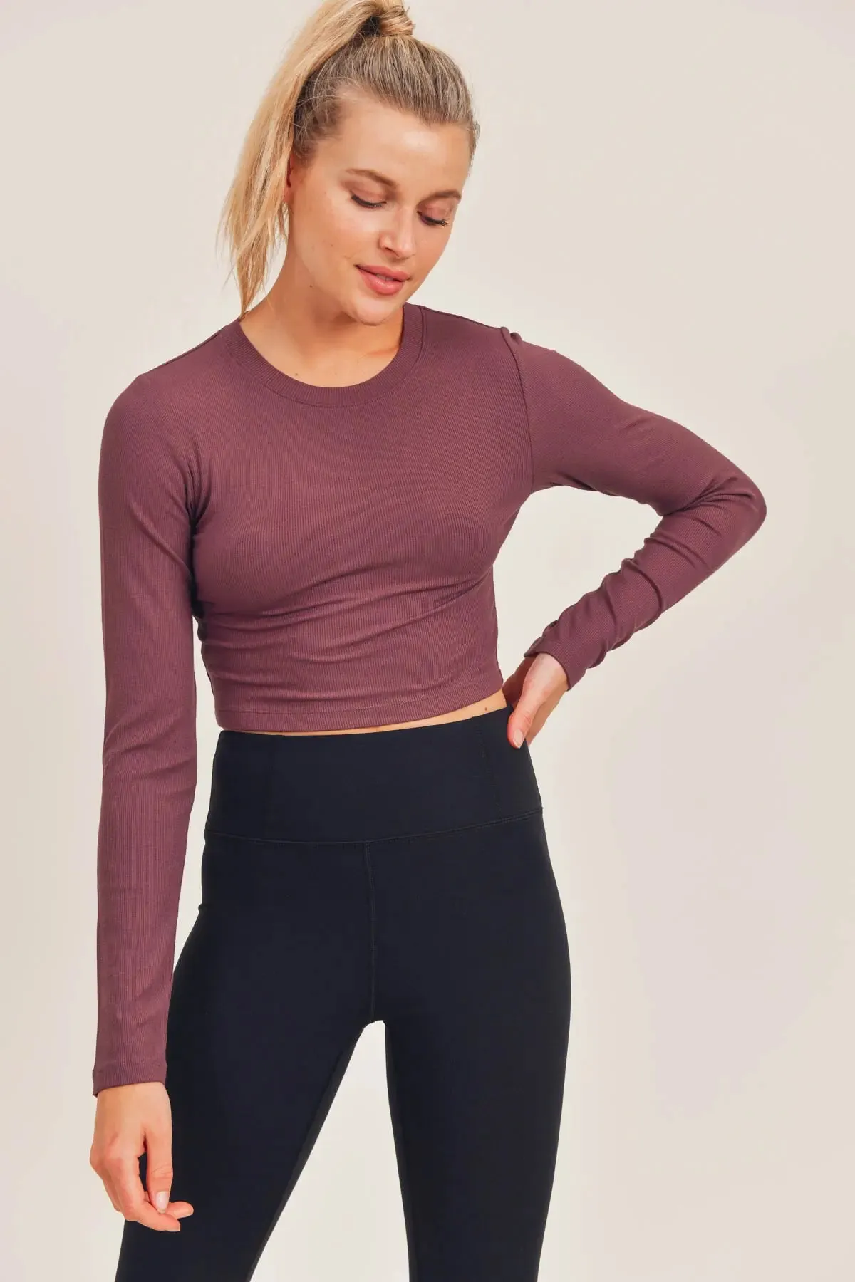 Essential Micro-Rib L/S Crop Athleisure Top