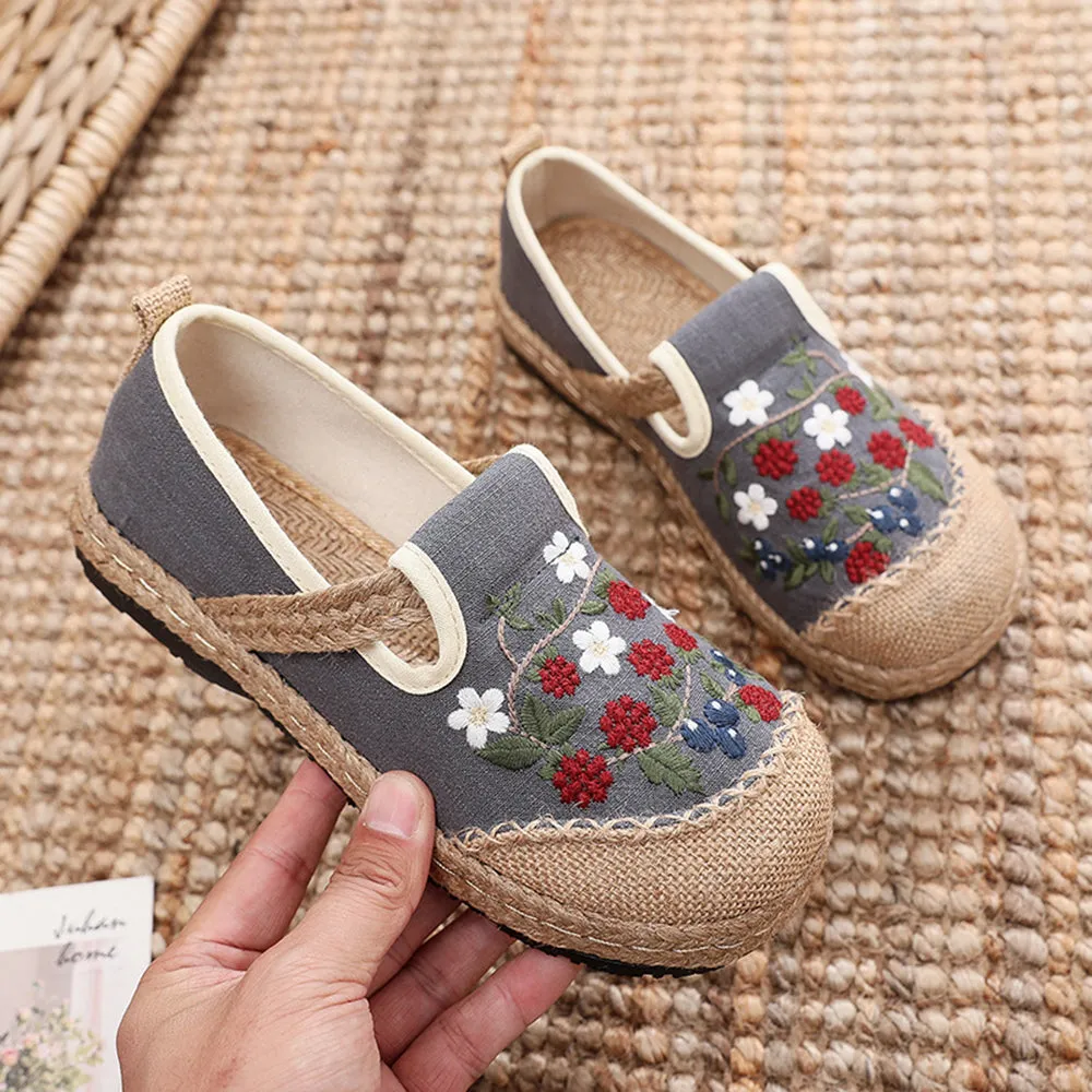 Ethnic Style Embroidered Cotton Linen Shoes