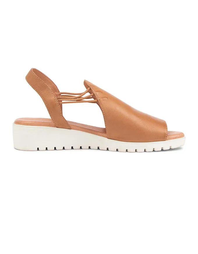 MARLISS Sandals Dark Tan/White Leather