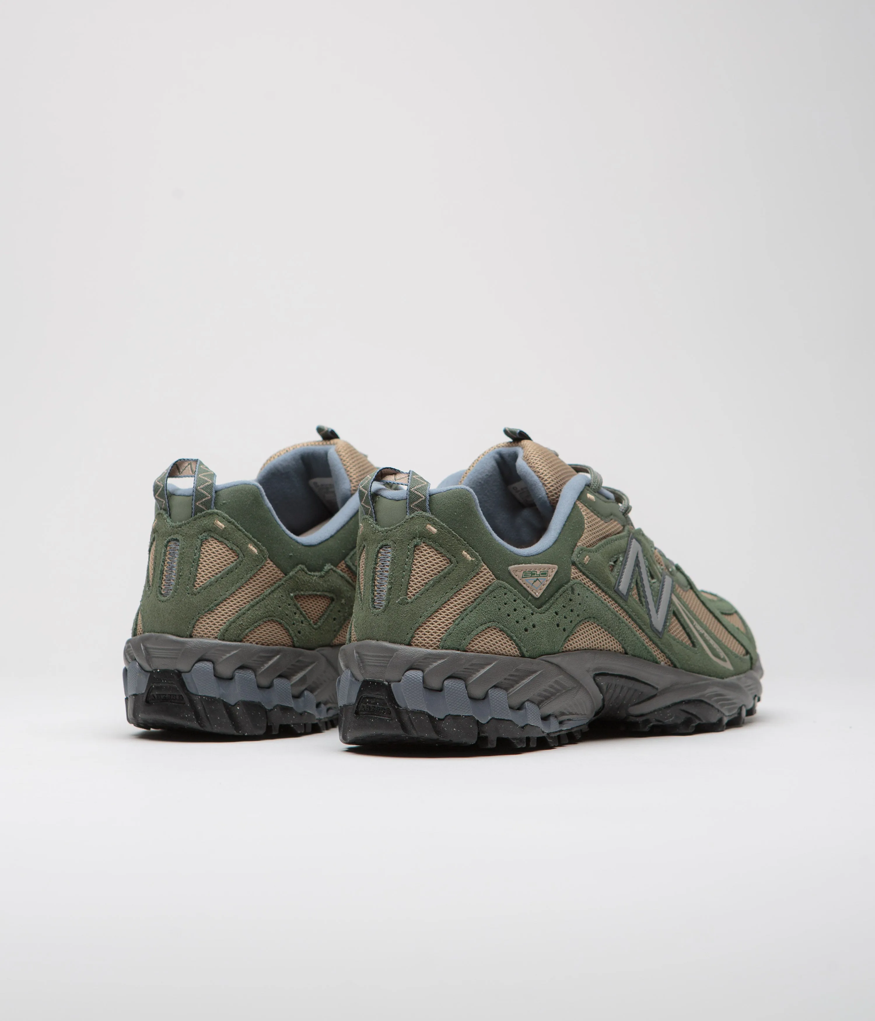 New Balance 610 Shoes - Deep Olive Green