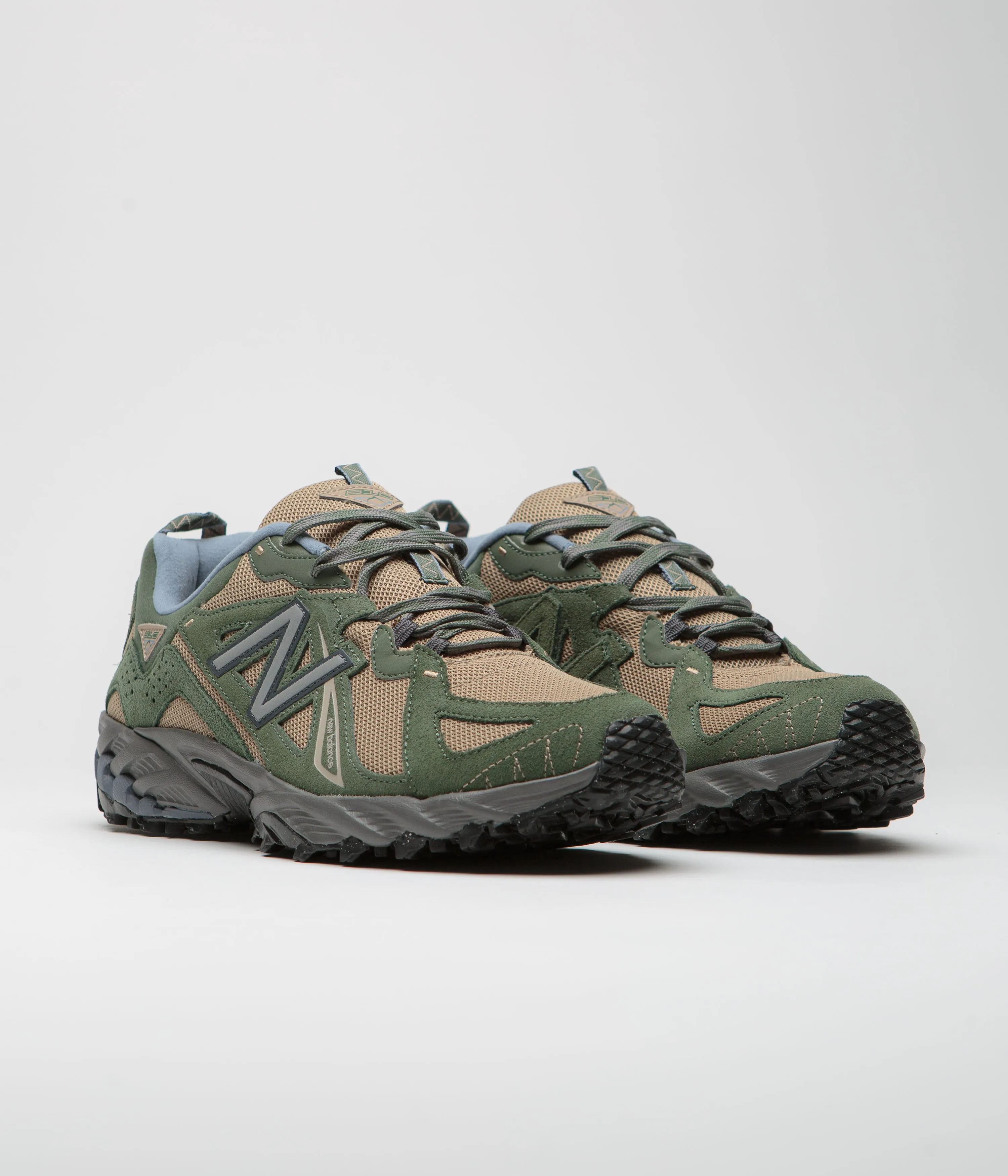 New Balance 610 Shoes - Deep Olive Green