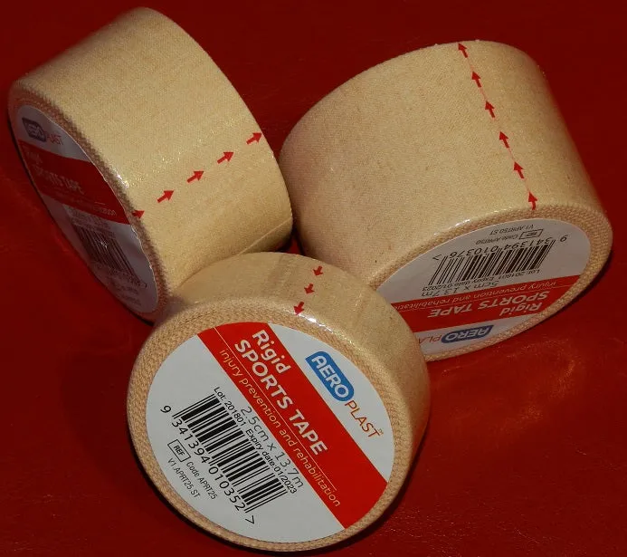 PREMIUM SPORTS TAPE LATEX FREE RIGID STRAPPING TAPE FLESH COLOURED 2.5CM X 13.7M