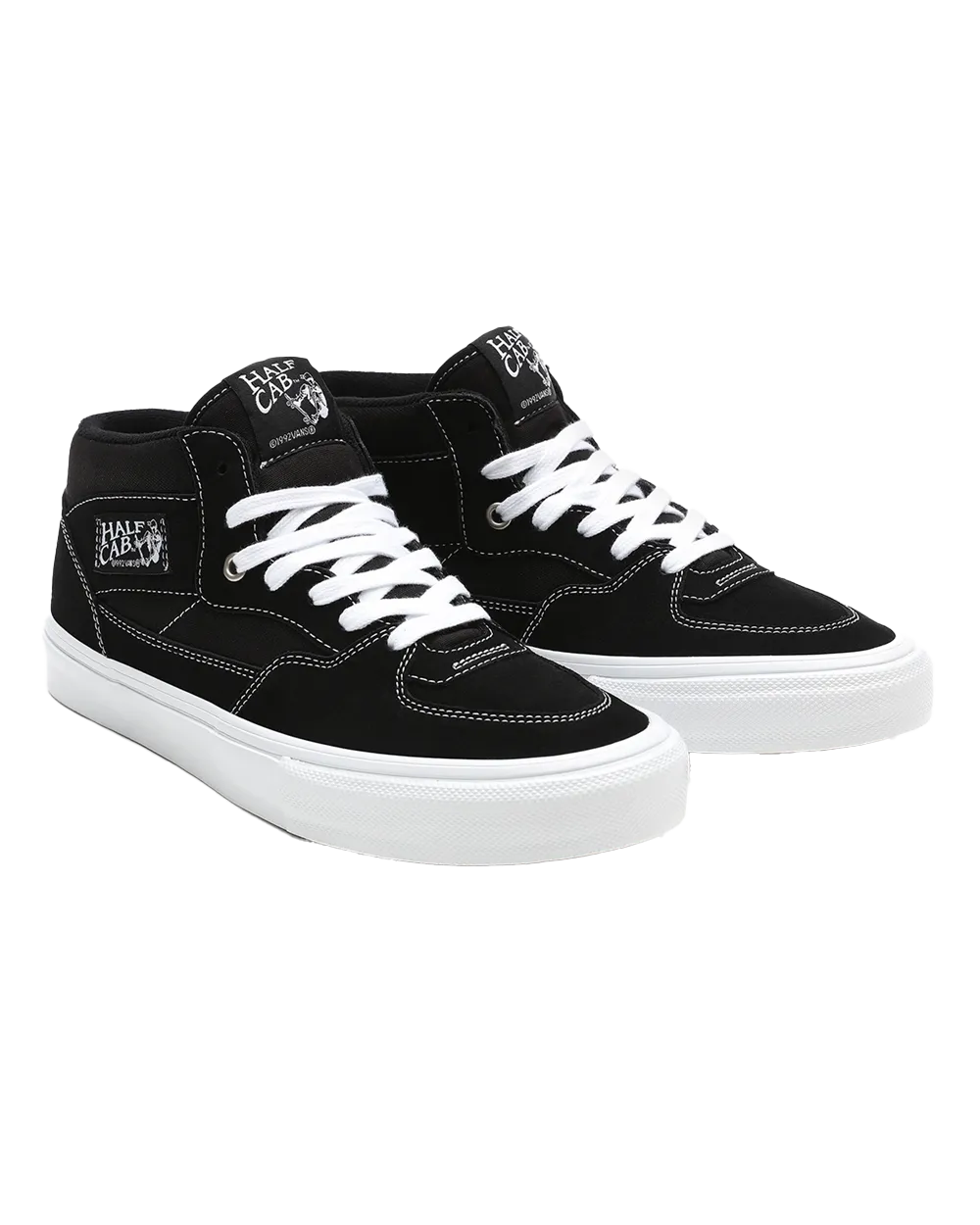 Skate Half Cab Shoes in Black & White