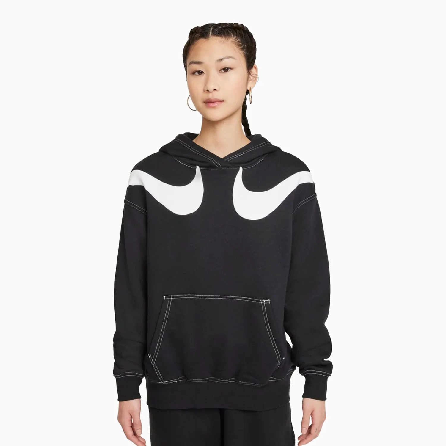 Women's Sportswear Swoosh Outfit